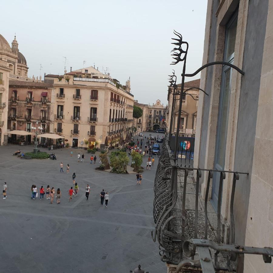 Palazzo La Piana Rooms Catania Bagian luar foto